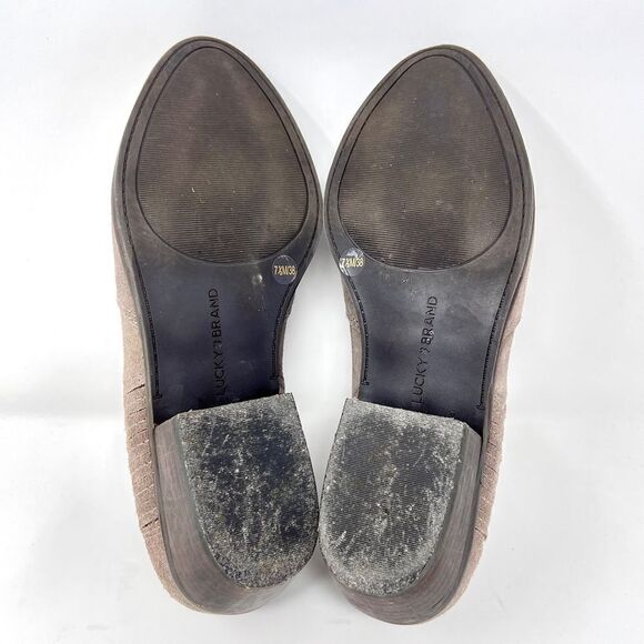 Lucky Brand Folley Taupe Suede Leather Pull On Low Block Heel Bootie 7.5 - Picture 7 of 11